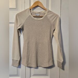 Columbia Waffle Knit Shirt, size XS.